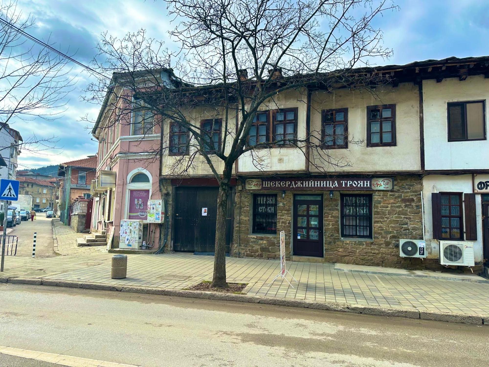 Дом Тодор И Тота Мутевски ترويان المظهر الخارجي الصورة